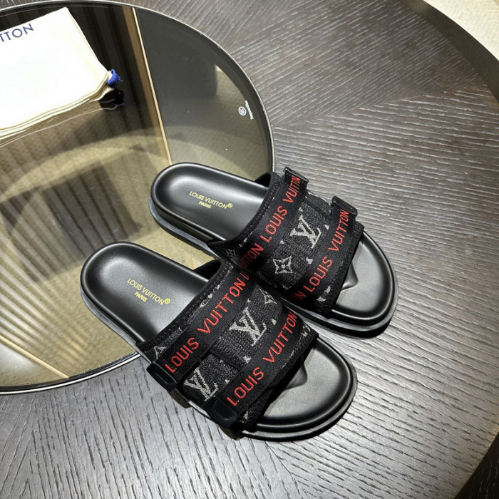 L0VT SANDAL