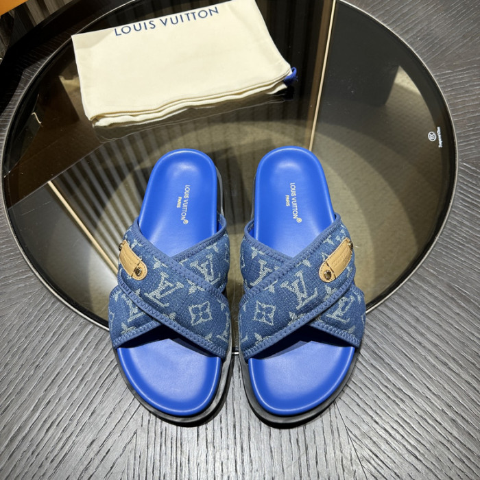 L0VT SANDAL