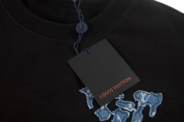 L0VT SHIRT
