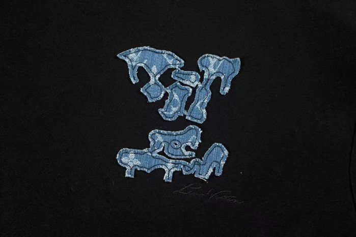 L0VT SHIRT