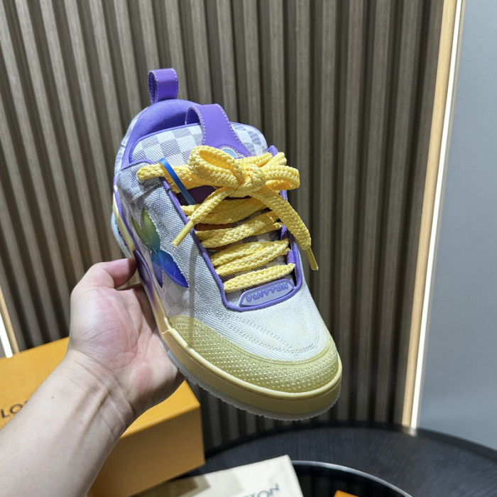 L0VT SNEAKER