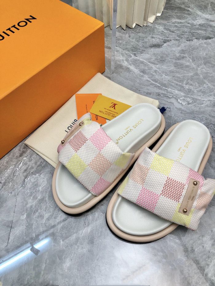 L0VT SANDAL