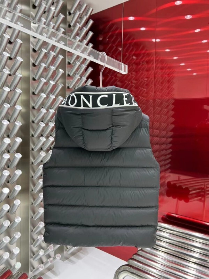M0*C1ER DOWN JACKET