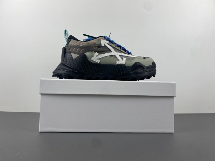 OFW SNEAKER