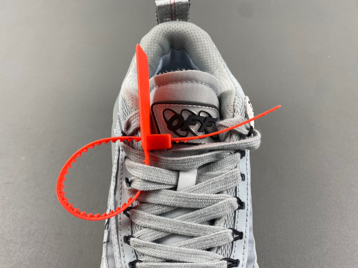 OFW SNEAKER