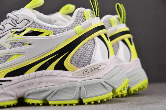 OFW SNEAKER