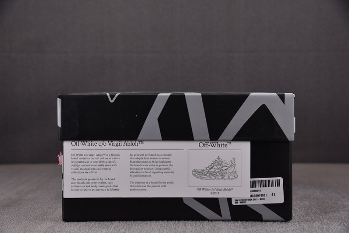 OFW SNEAKER