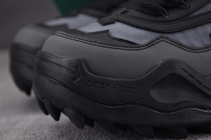 OFW SNEAKER