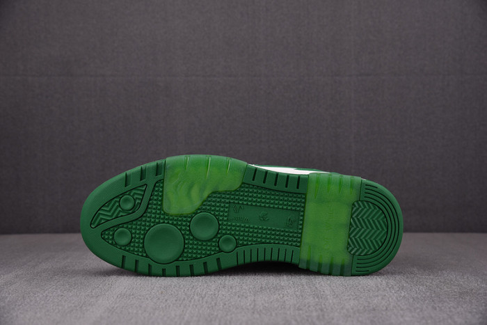 OFW SNEAKER