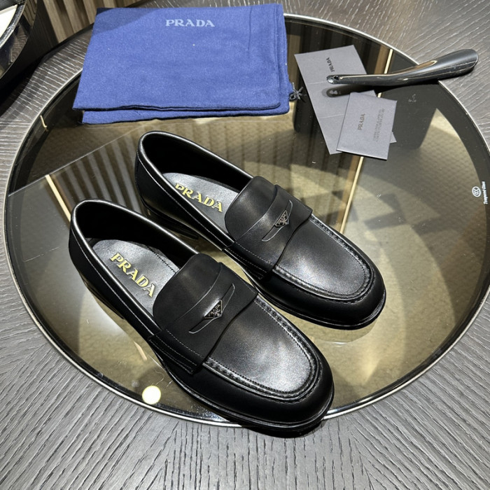 PRAD SNEAKER