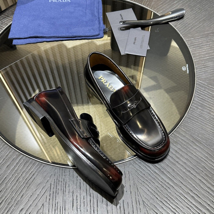 PRAD SNEAKER
