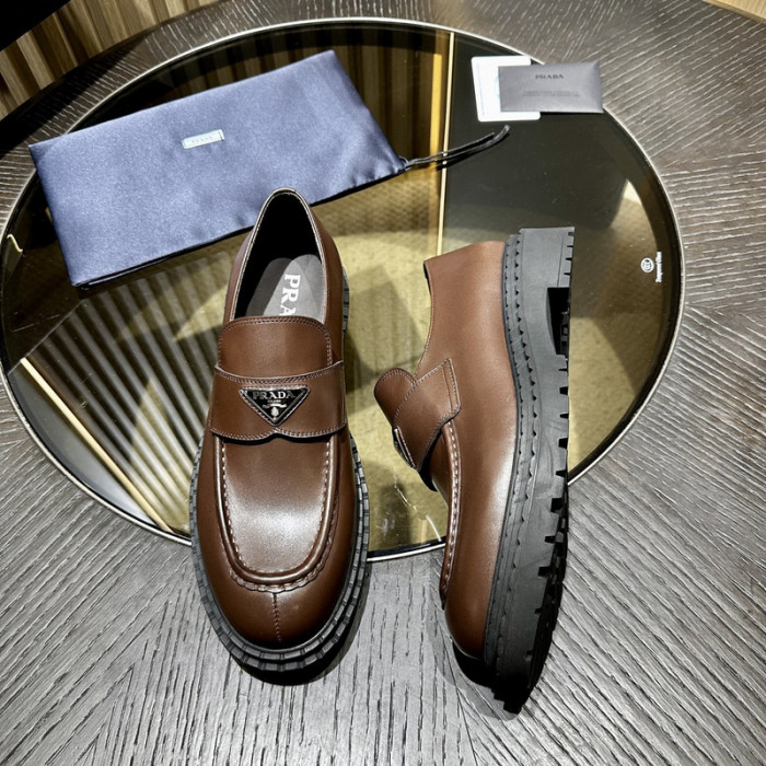 PRAD SNEAKER