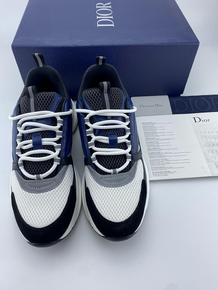 D10R SNEAKER
